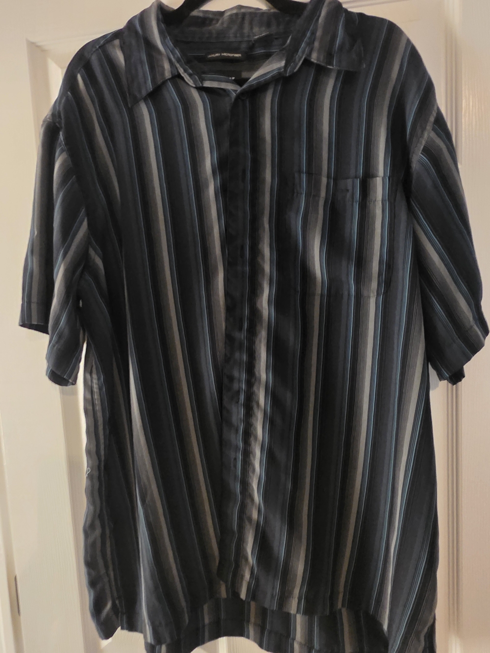 Short-Sleeve Vertical Stripe Dress Shirt - Navy/Gray